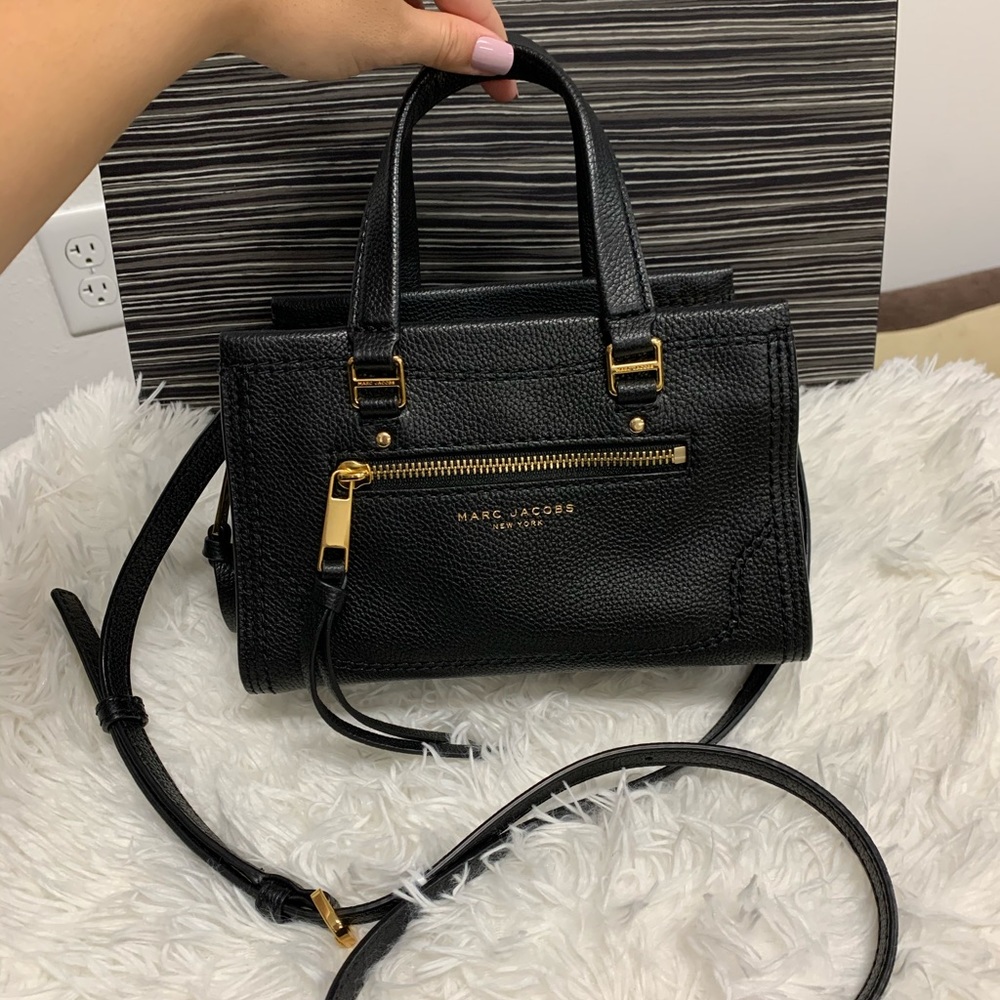 SOLD‼️ Marc Jacobs Crossbody Bag LIKE NEW!